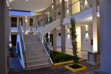 managua hotels with airport shuttle.